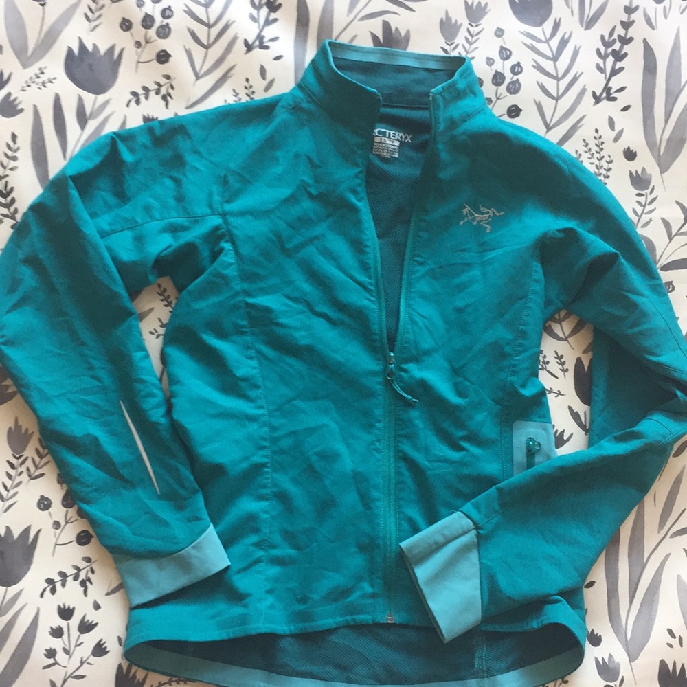 Teal Arc’teryx jacket